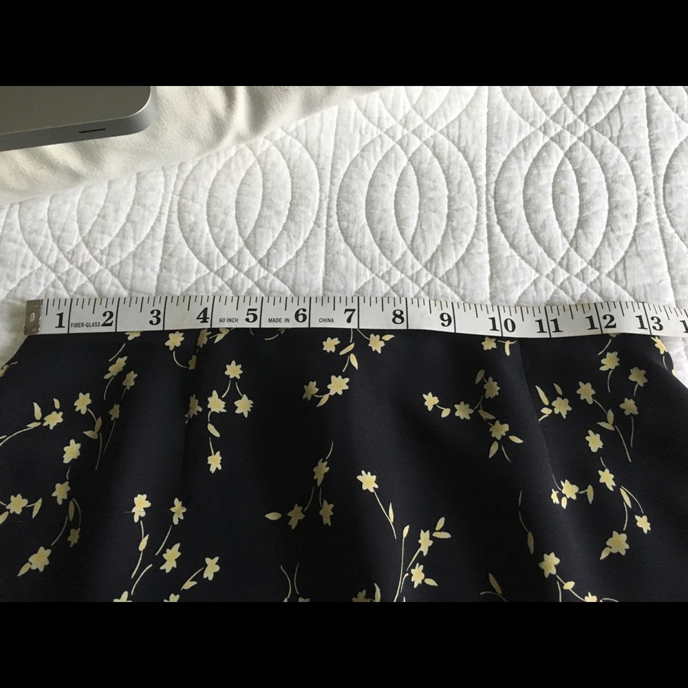 CASUAL CORNER Top and maxi skirt set. - Picture 4 of 4